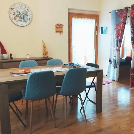 Acero Rosso Apartman Borno